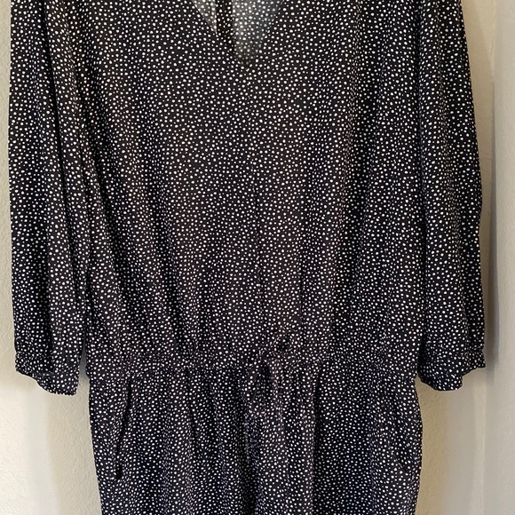 Banana Republic Large black Romper - Picture 13 of 13